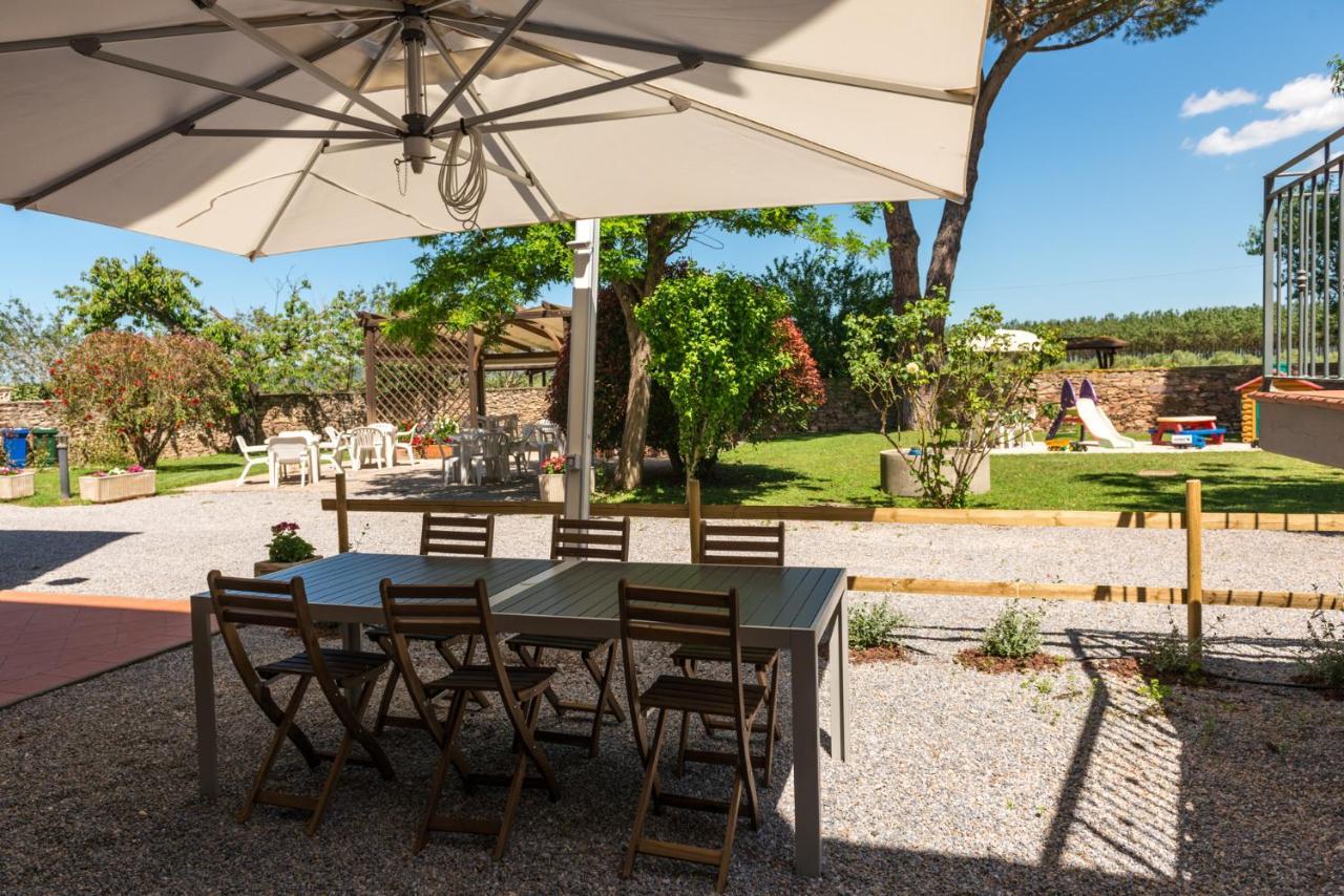 Agriturismo Le Vecchie Scuole Campiglia Marittima Exterior foto